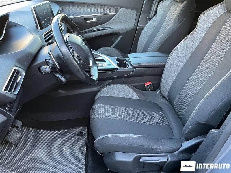 2018 Peugeot 5008 — Miniatură 6