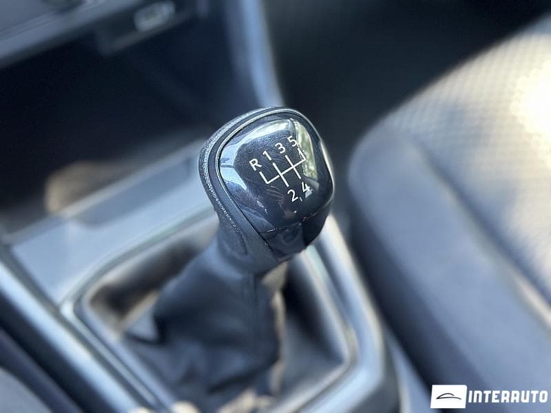 2019 Volkswagen T-Cross — Miniatură 15