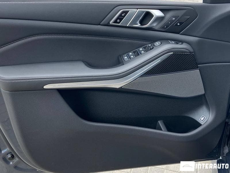 2023 BMW X5 5.0e — Miniatură 5