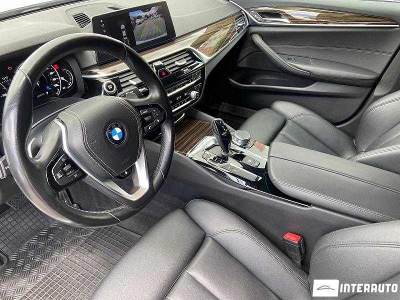 2018 BMW 530e — Miniatură 7