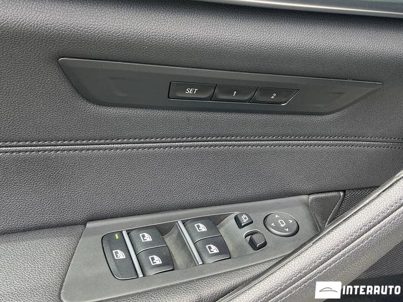 2018 BMW 530e — Miniatură 6