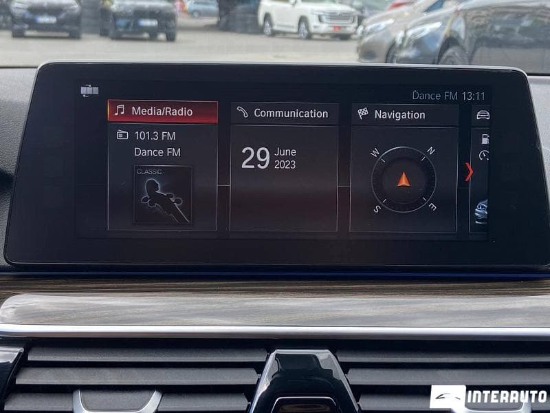 2018 BMW 530e — Miniatură 11