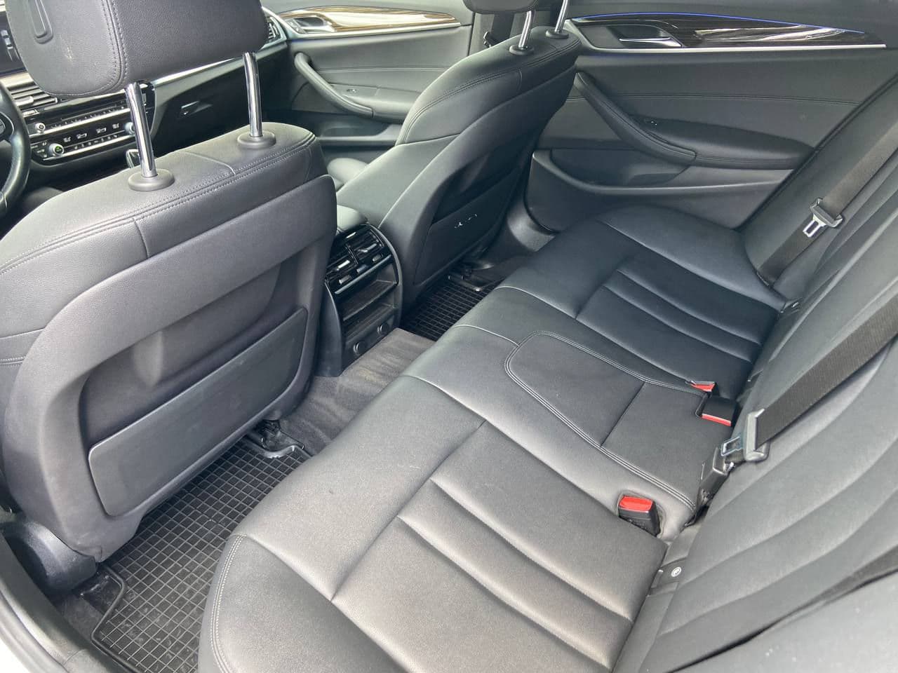 2018 BMW 530e — Miniatură 21