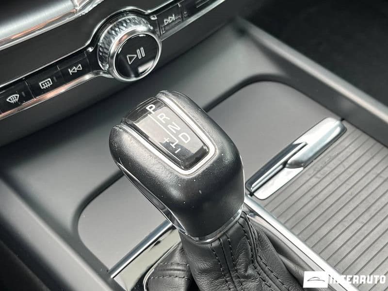 2017 Volvo XC 60 — Miniatură 17
