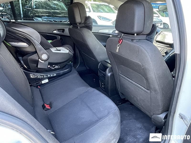 2015 Opel Insignia — Miniatură 15