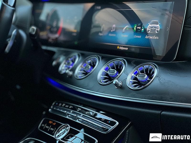 2016 Mercedes E 220 — Miniatură 27