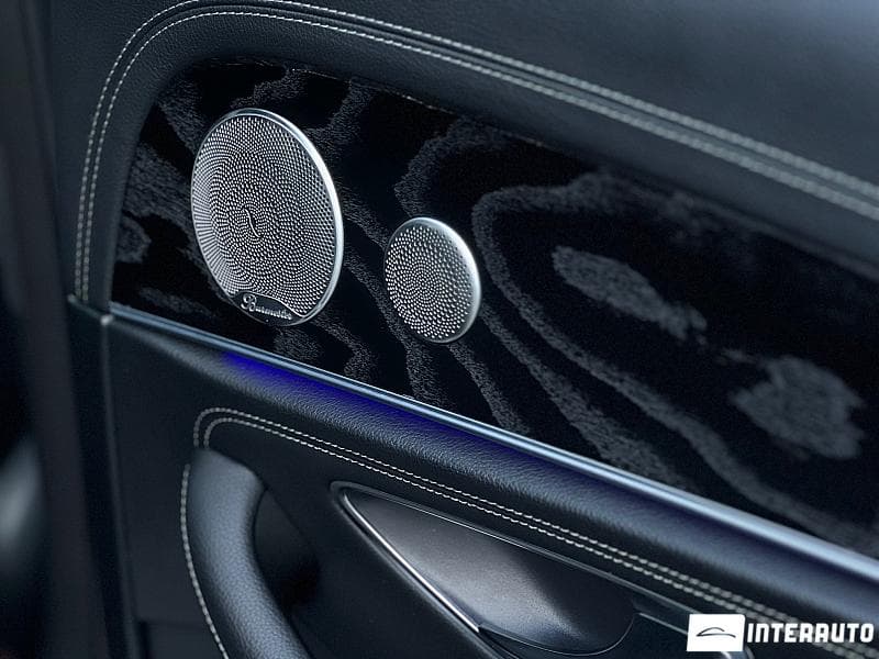 2016 Mercedes E 220 — Miniatură 19