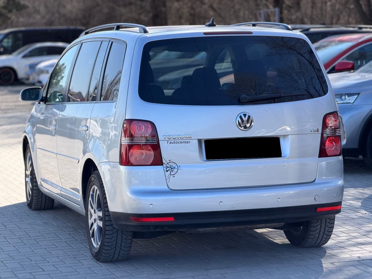 2008 Volkswagen Touran — Miniatură 2