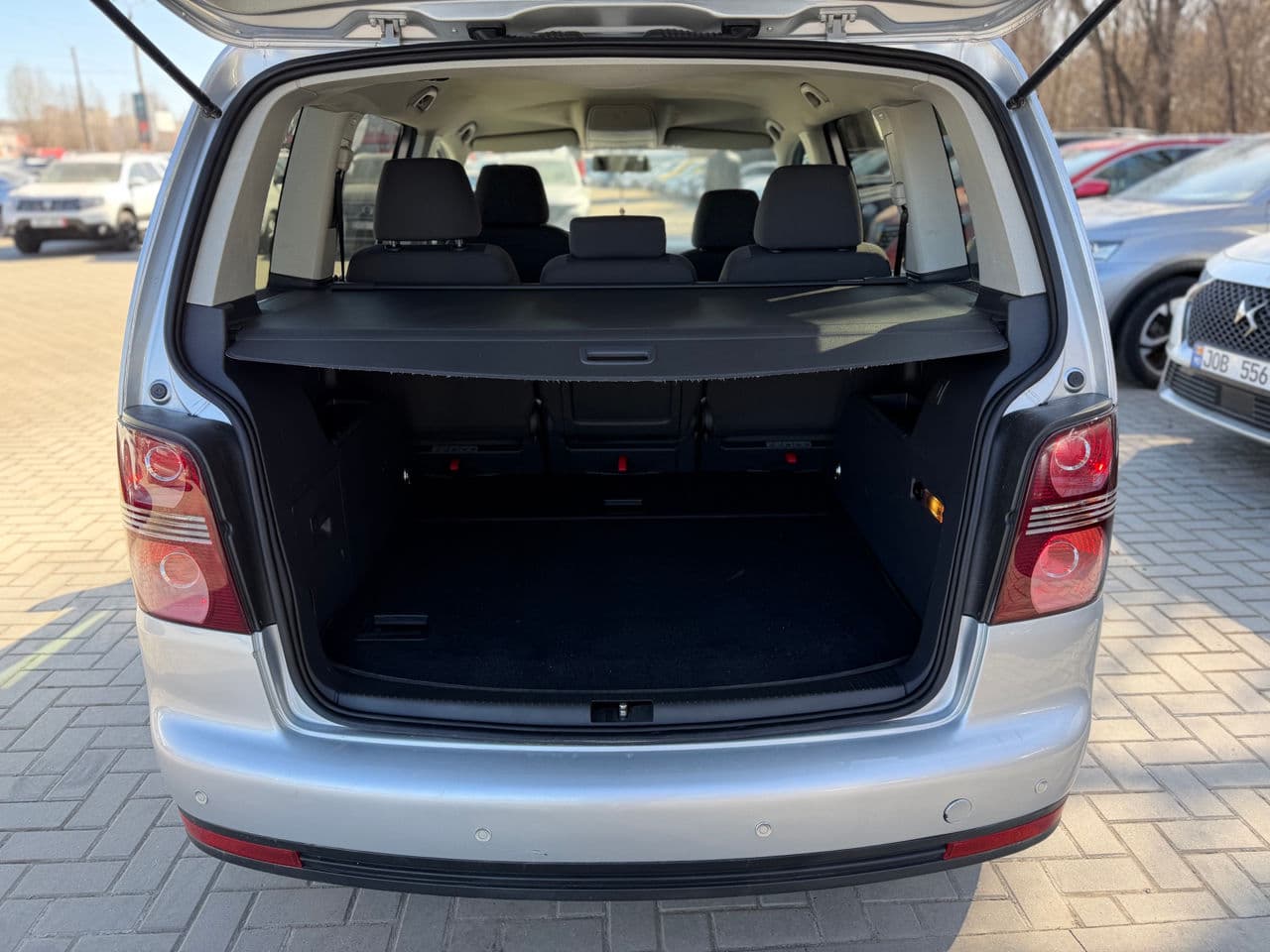 2008 Volkswagen Touran — Miniatură 5