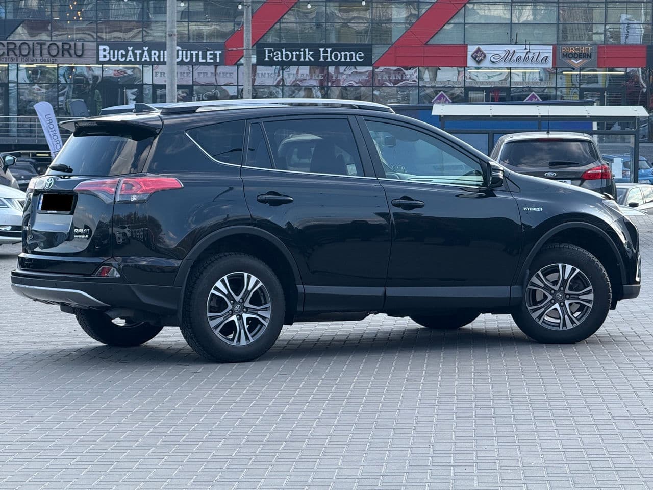 Toyota Rav-4 2017 — Миниатюра 3