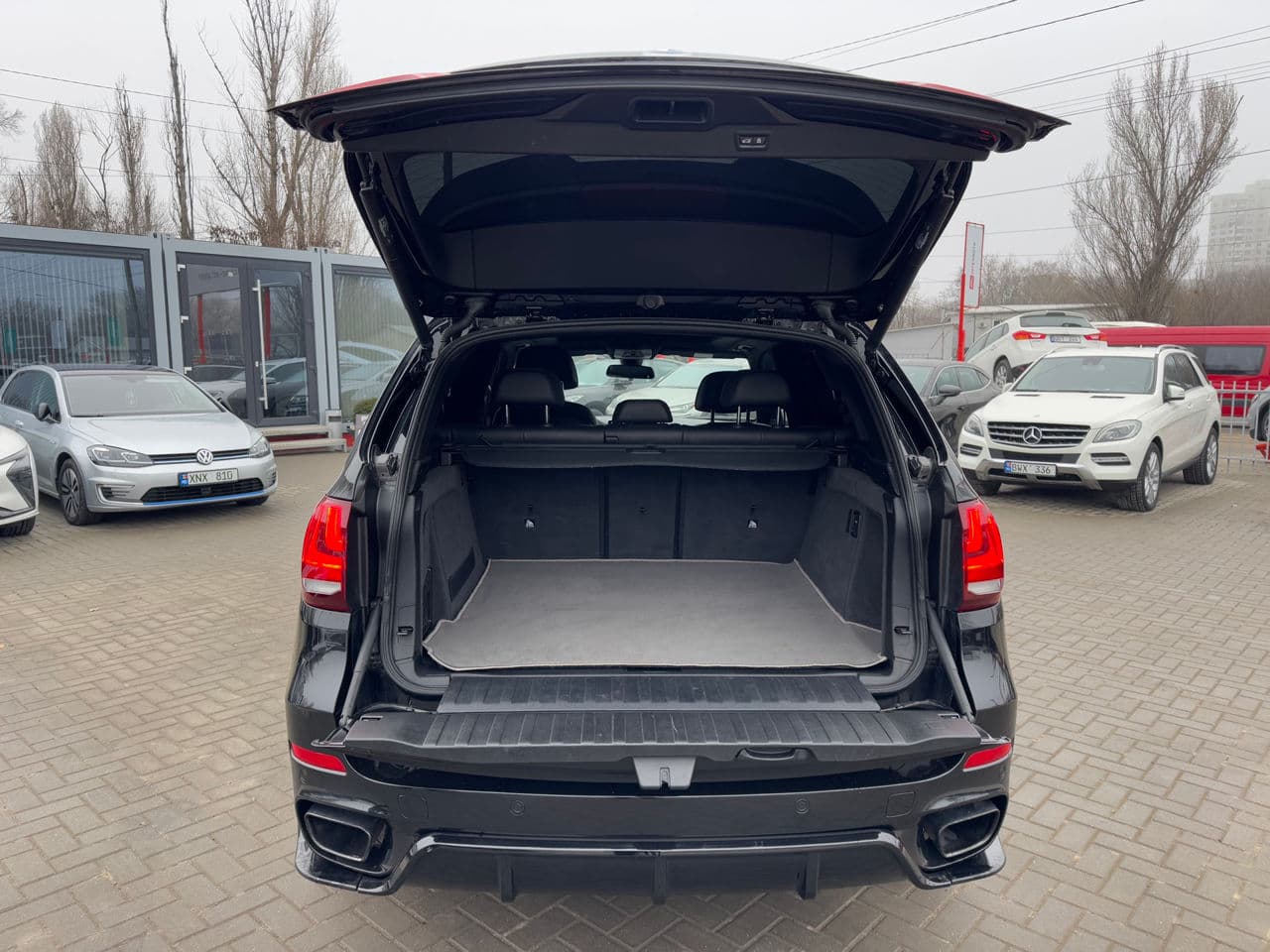 BMW X5 2.5D 2018 — Миниатюра 28