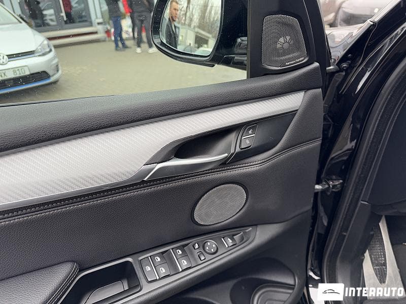 BMW X5 2.5D 2018 — Миниатюра 9