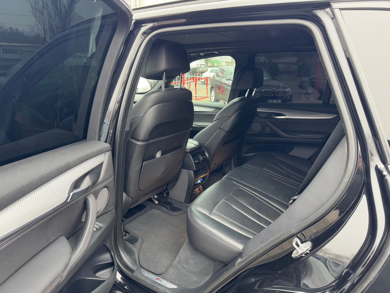 BMW X5 2.5D 2018 — Миниатюра 25