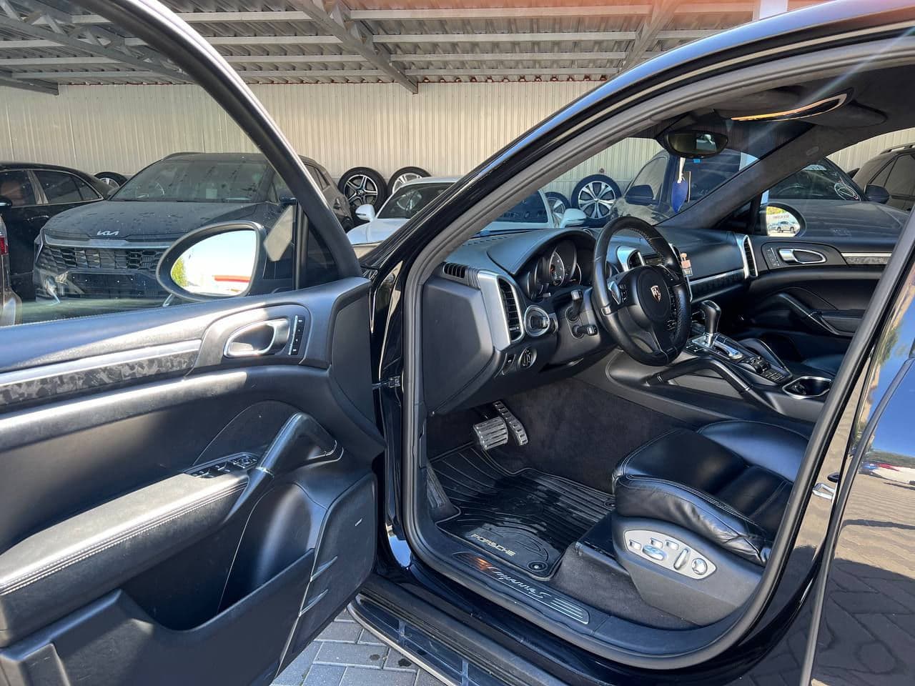 2011 Porsche Cayenne S — Miniatură 6