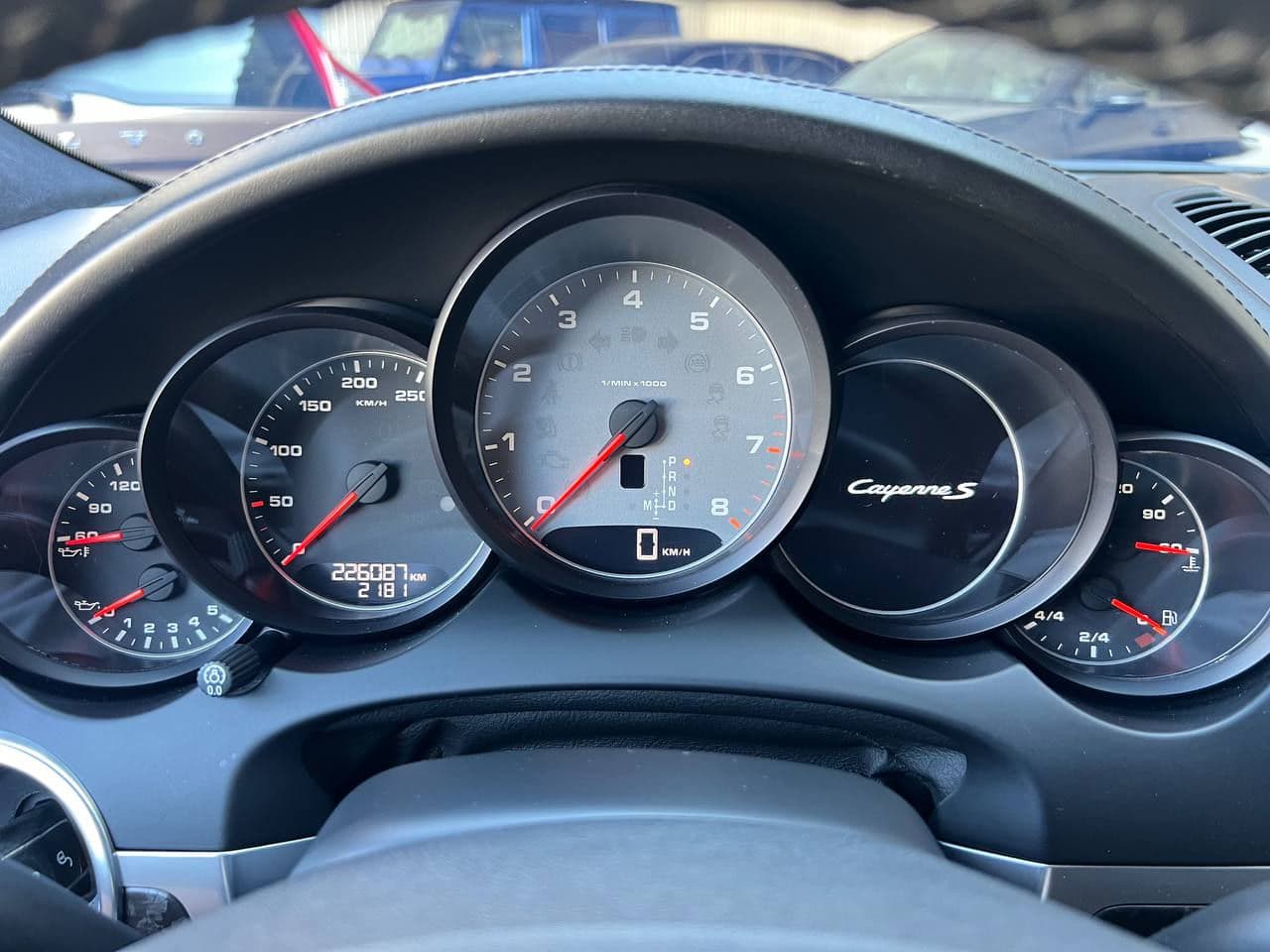 2011 Porsche Cayenne S — Miniatură 9