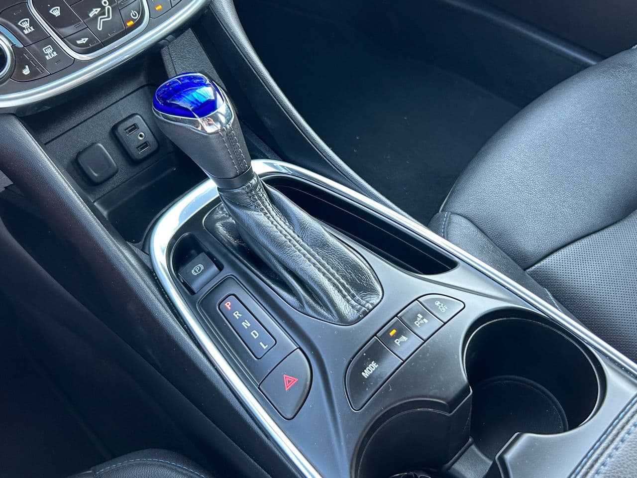 2016 Chevrolet Volt — Miniatură 10