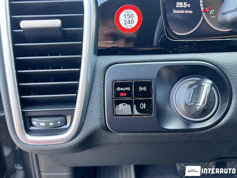 2019 Porsche Cayenne — Miniatură 24