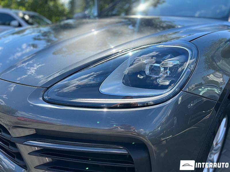 2019 Porsche Cayenne — Miniatură 18