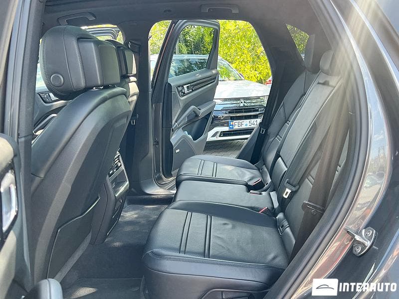 2019 Porsche Cayenne — Miniatură 14