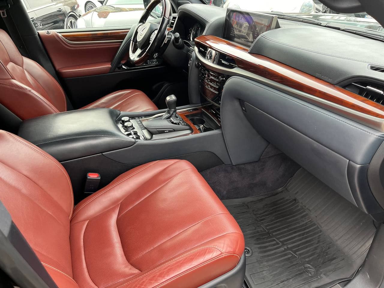 2018 Lexus LX 450 — Miniatură 7