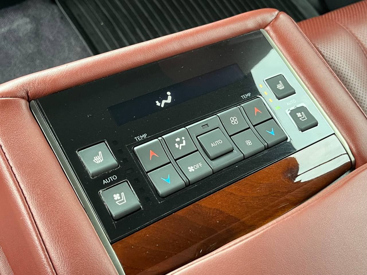 2018 Lexus LX 450 — Miniatură 18