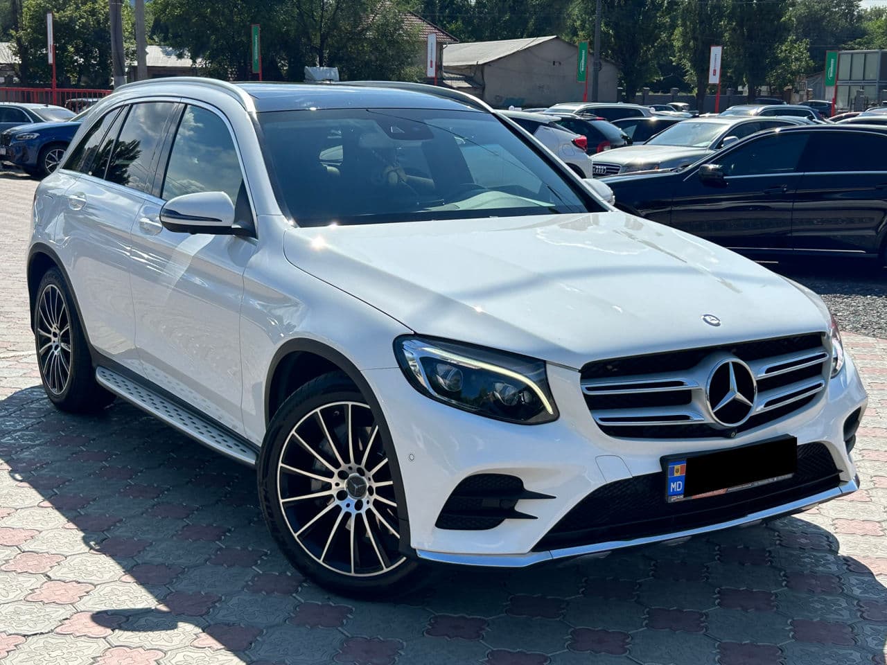 2015 Mercedes GLC 250d — Miniatură 4