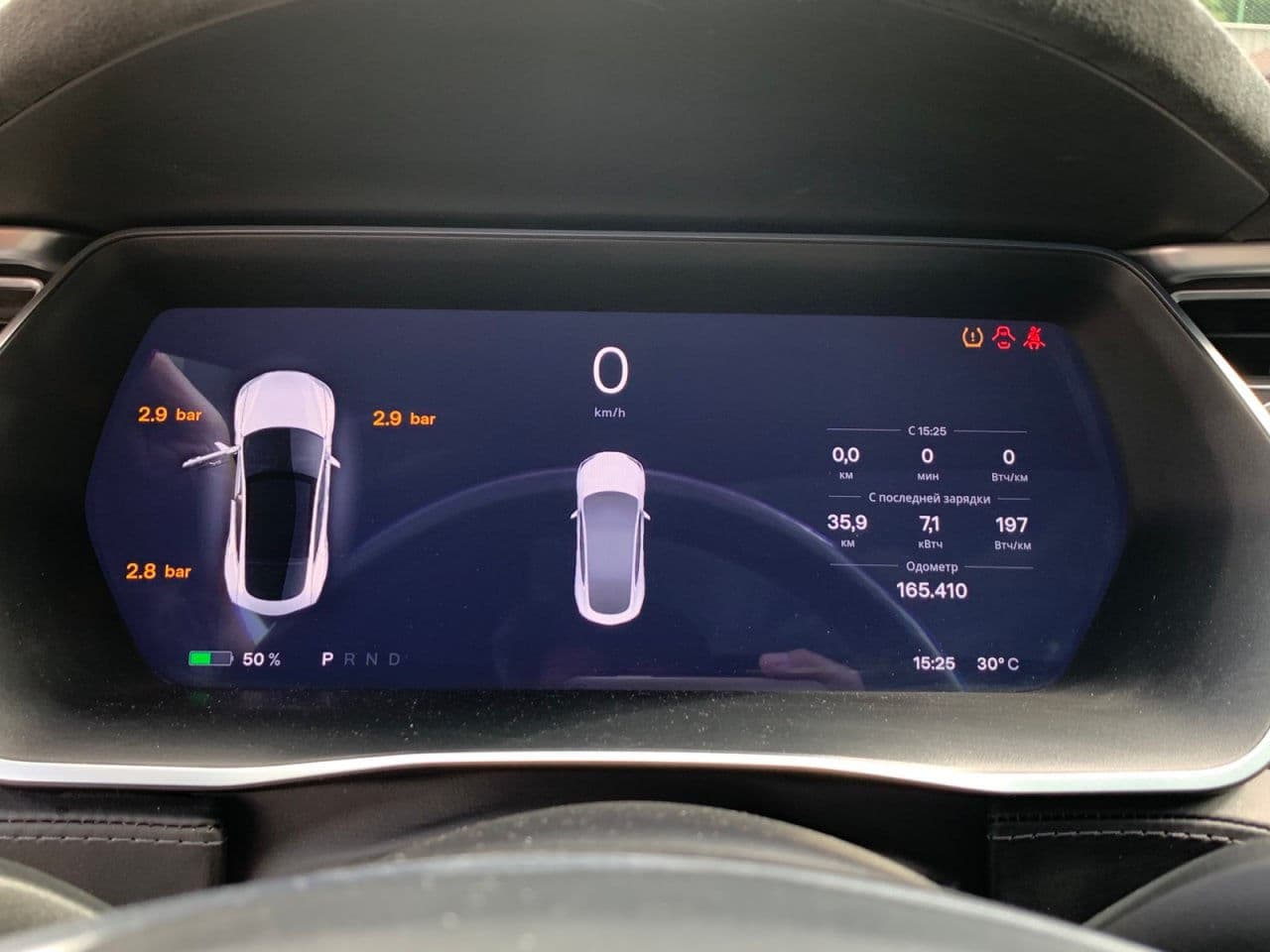 Tesla Model S 2016 — Миниатюра 11