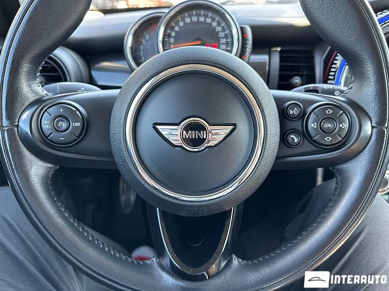 2017 Mini Cooper — Miniatură 10