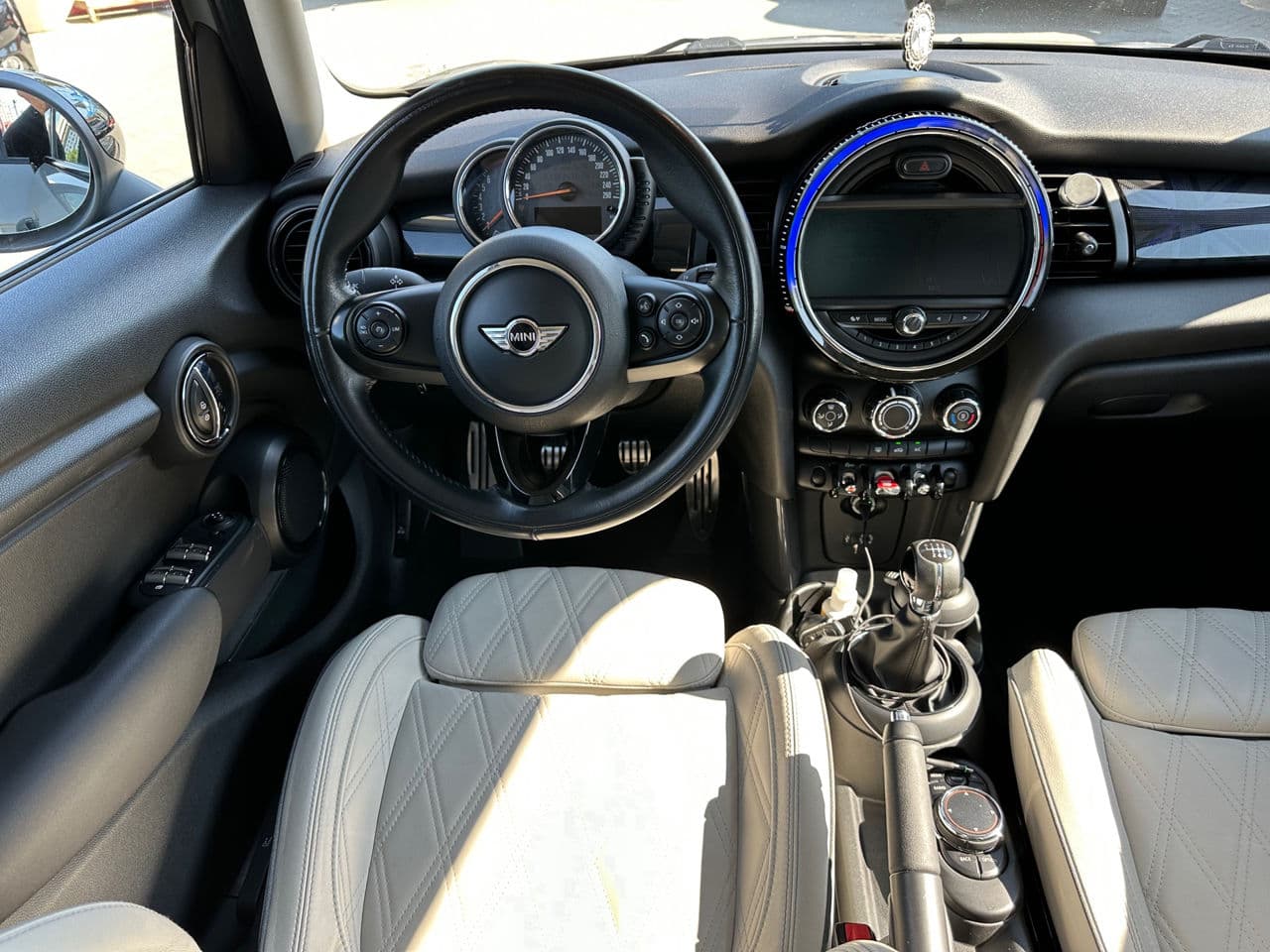 2017 Mini Cooper — Miniatură 18