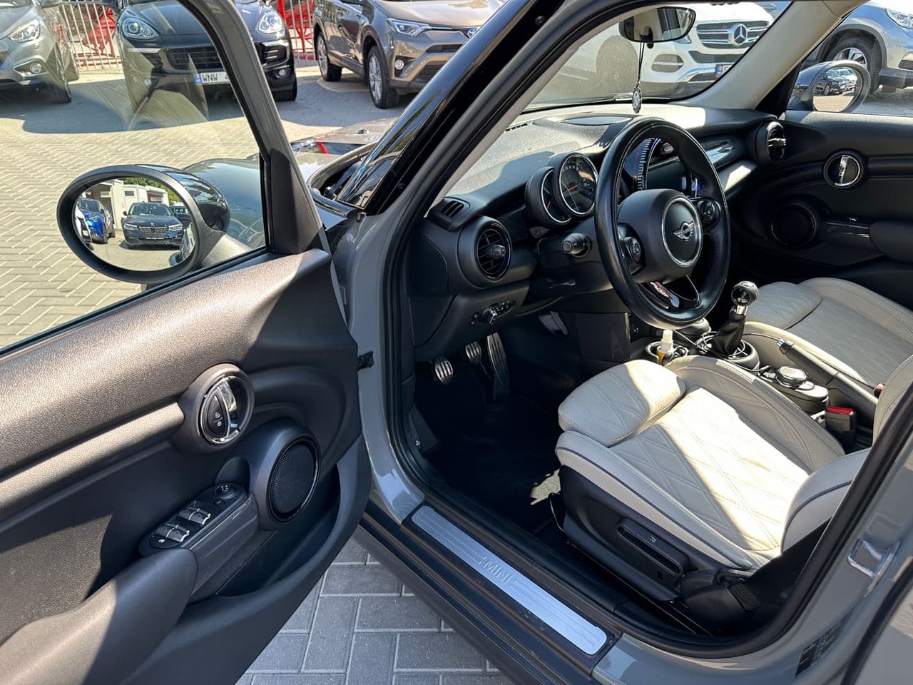 2017 Mini Cooper — Miniatură 7
