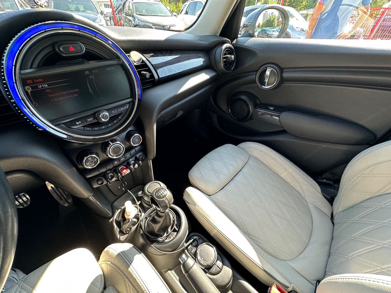 2017 Mini Cooper — Miniatură 13