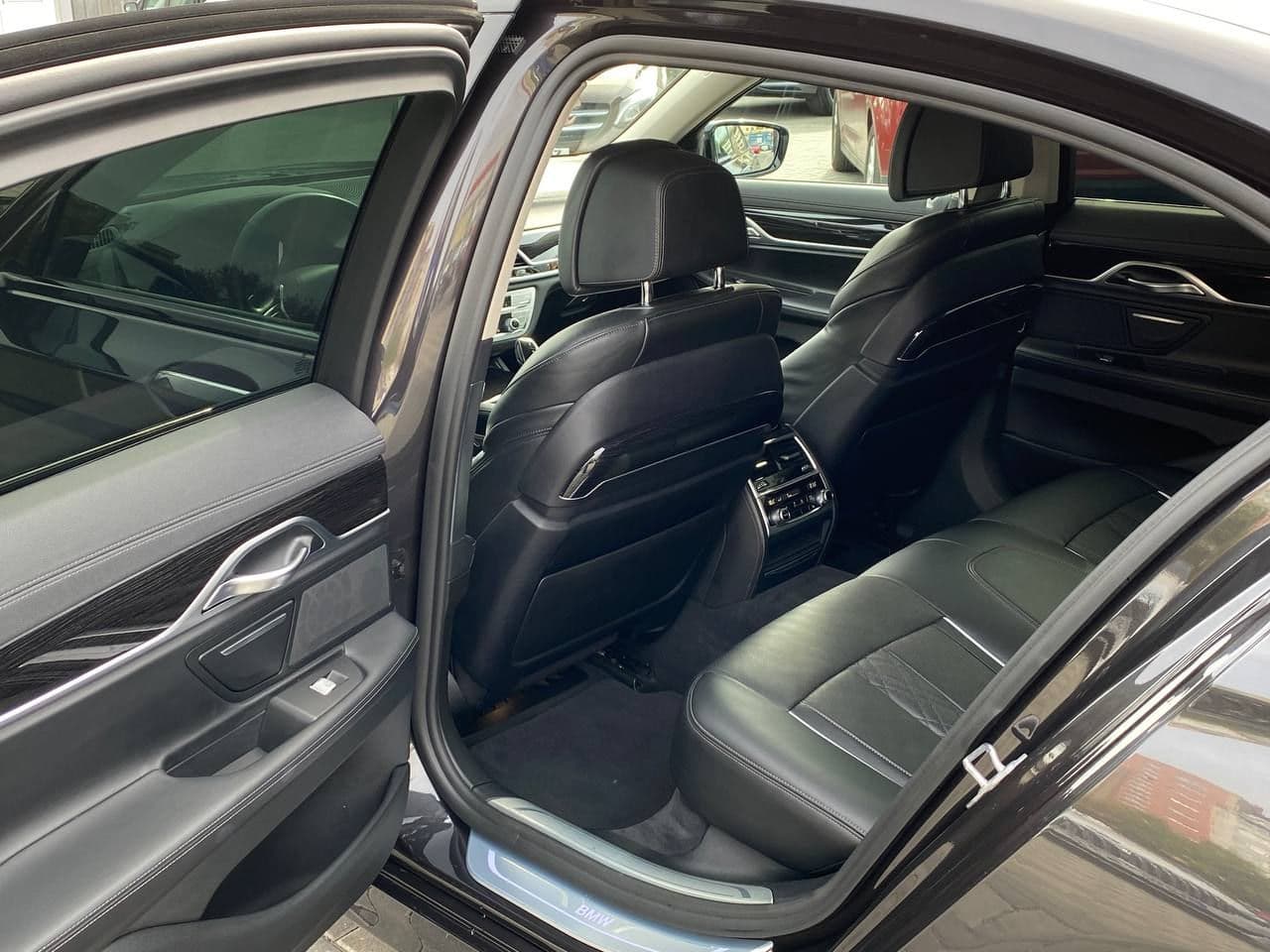2018 BMW 740 — Miniatură 19