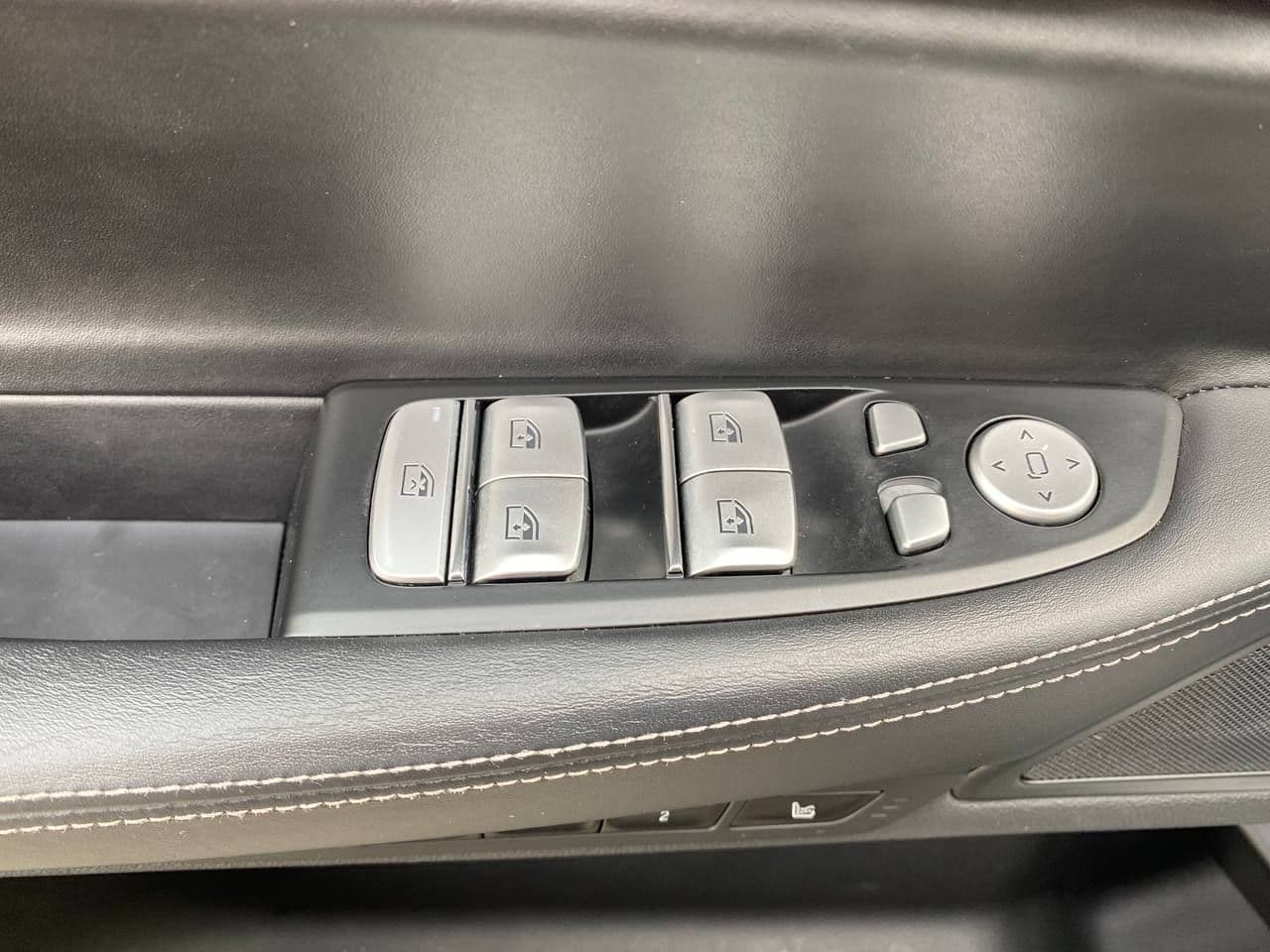 2018 BMW 740 — Miniatură 6