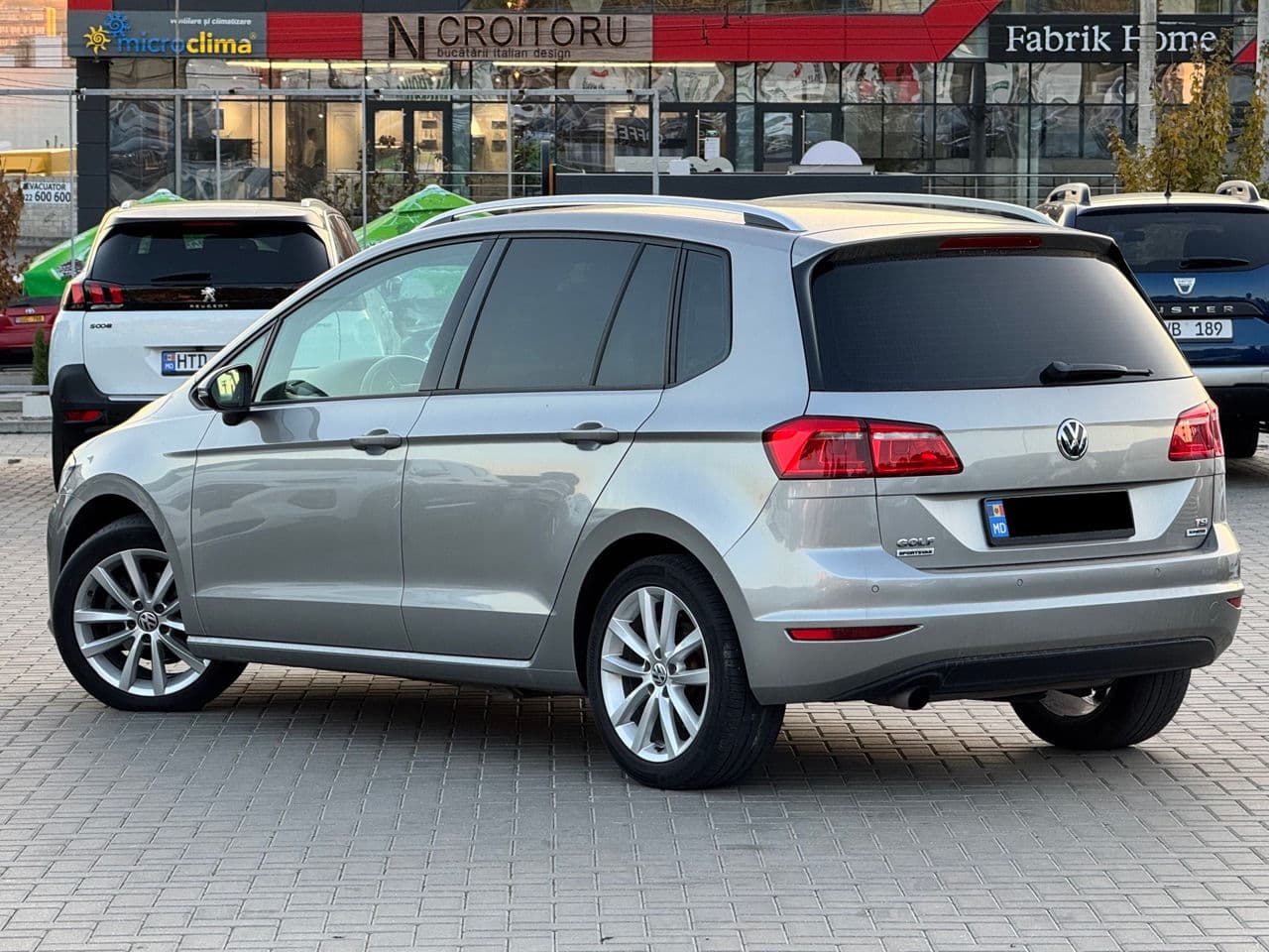 2014 Volkswagen Golf Sport Van — Miniatură 2