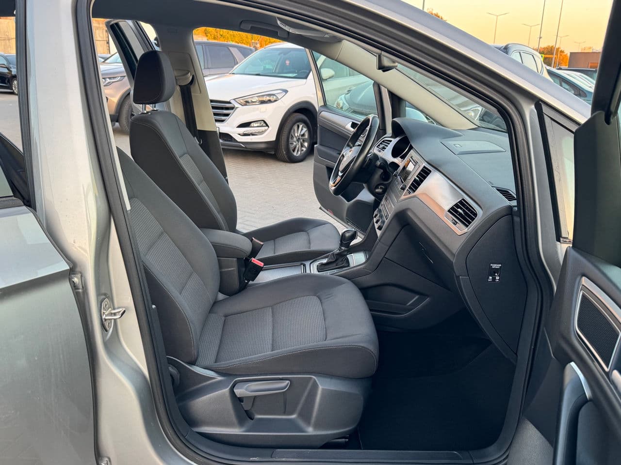 2014 Volkswagen Golf Sport Van — Miniatură 15