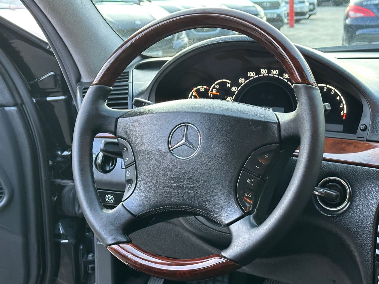 Mercedes S 500 2002 — Миниатюра 10