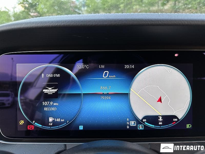 2021 Mercedes E 220 — Miniatură 15