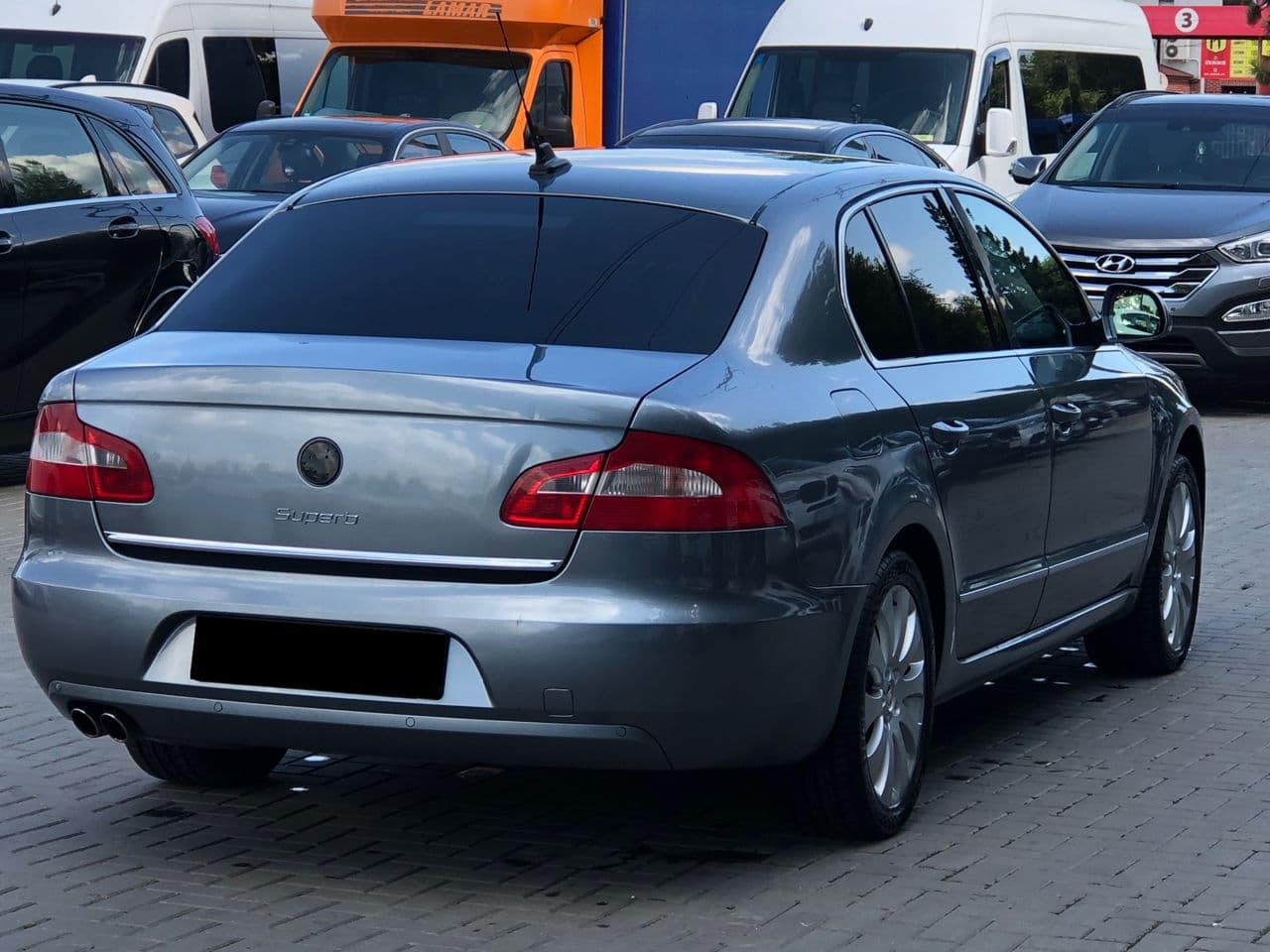 2008 Skoda Superb — Miniatură 4