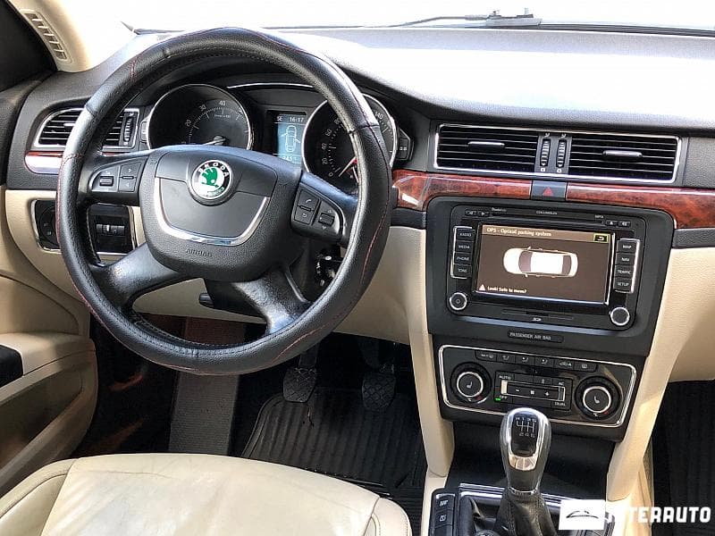 2008 Skoda Superb — Miniatură 7