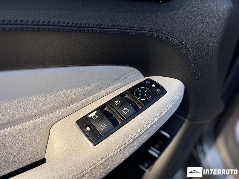 2016 Mercedes GLE 550e — Miniatură 9