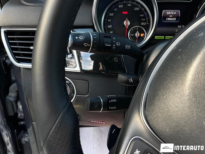 2016 Mercedes GLE 550e — Miniatură 11