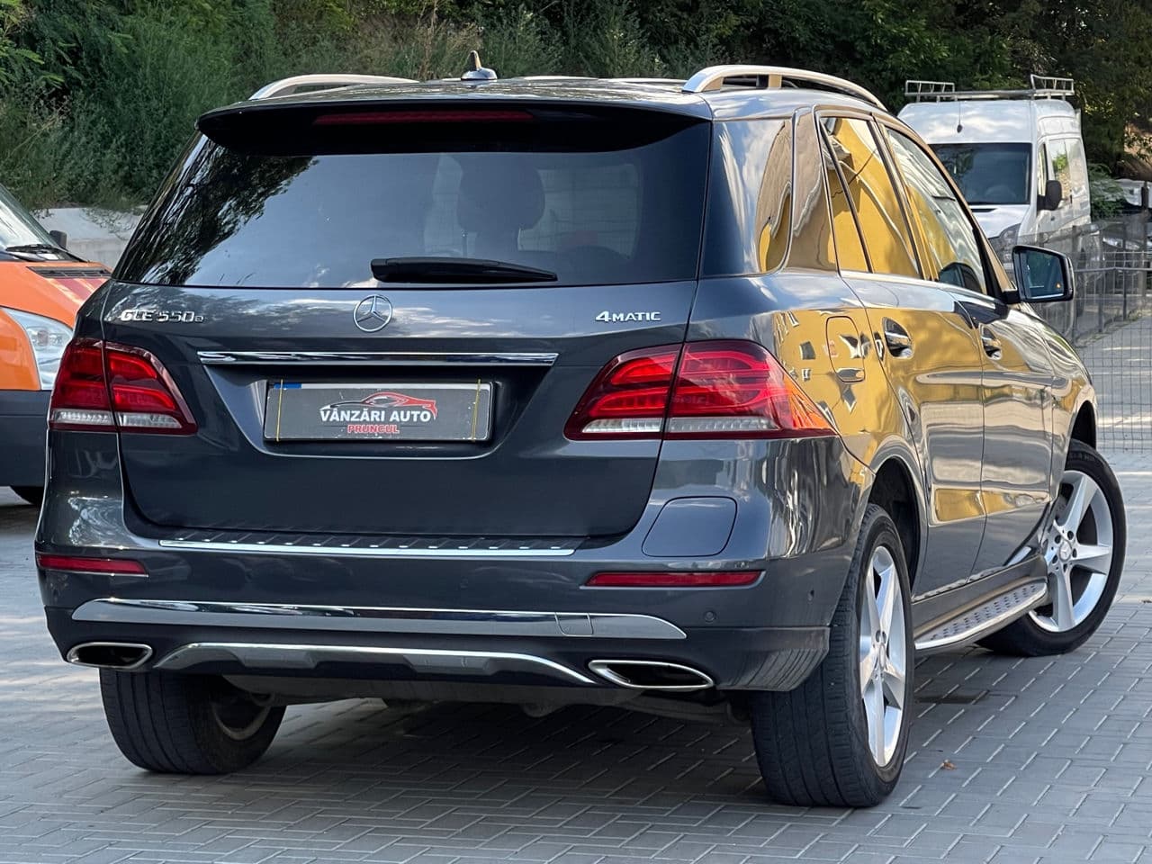 2016 Mercedes GLE 550e — Miniatură 2
