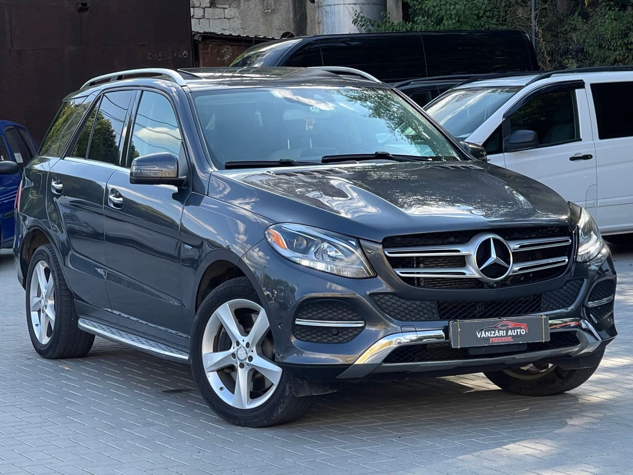 2016 Mercedes GLE 550e — Miniatură 4