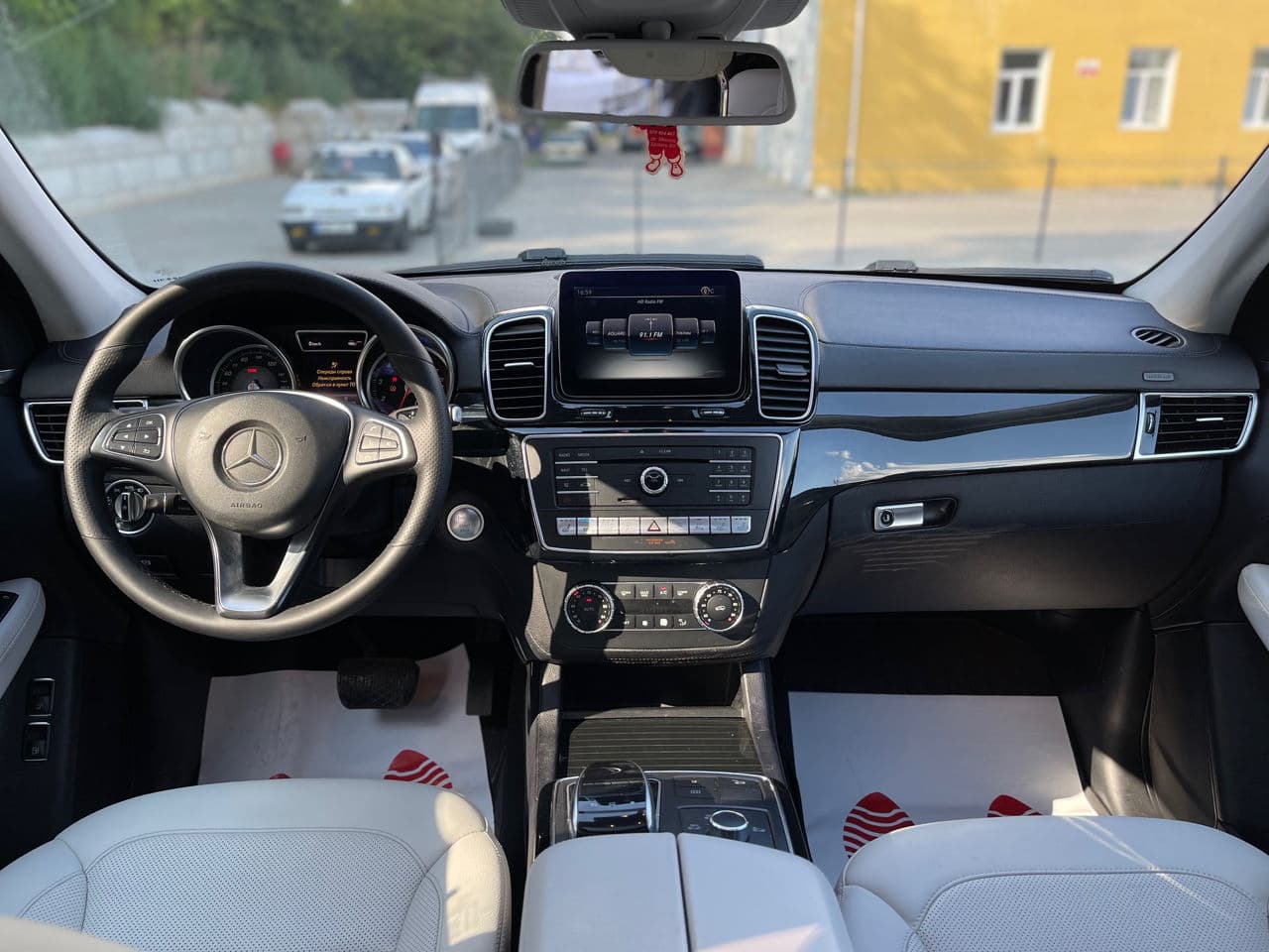 2016 Mercedes GLE 550e — Miniatură 12