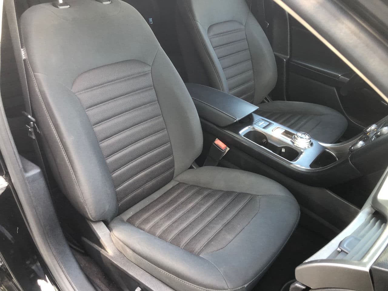 2016 Ford Fusion — Miniatură 9