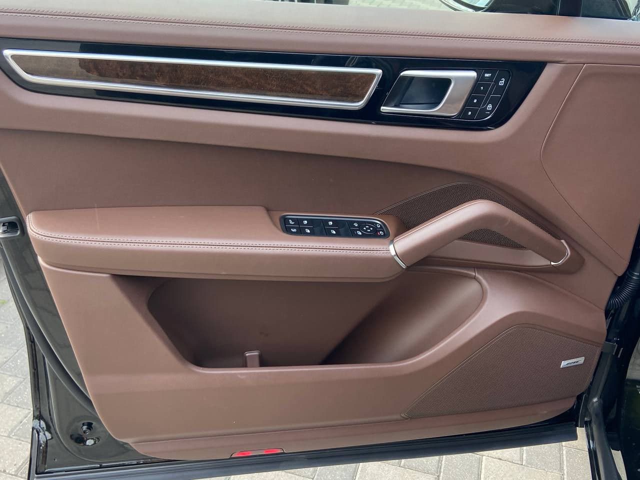 2023 Porsche Cayenne E-Hybrid — Miniatură 5