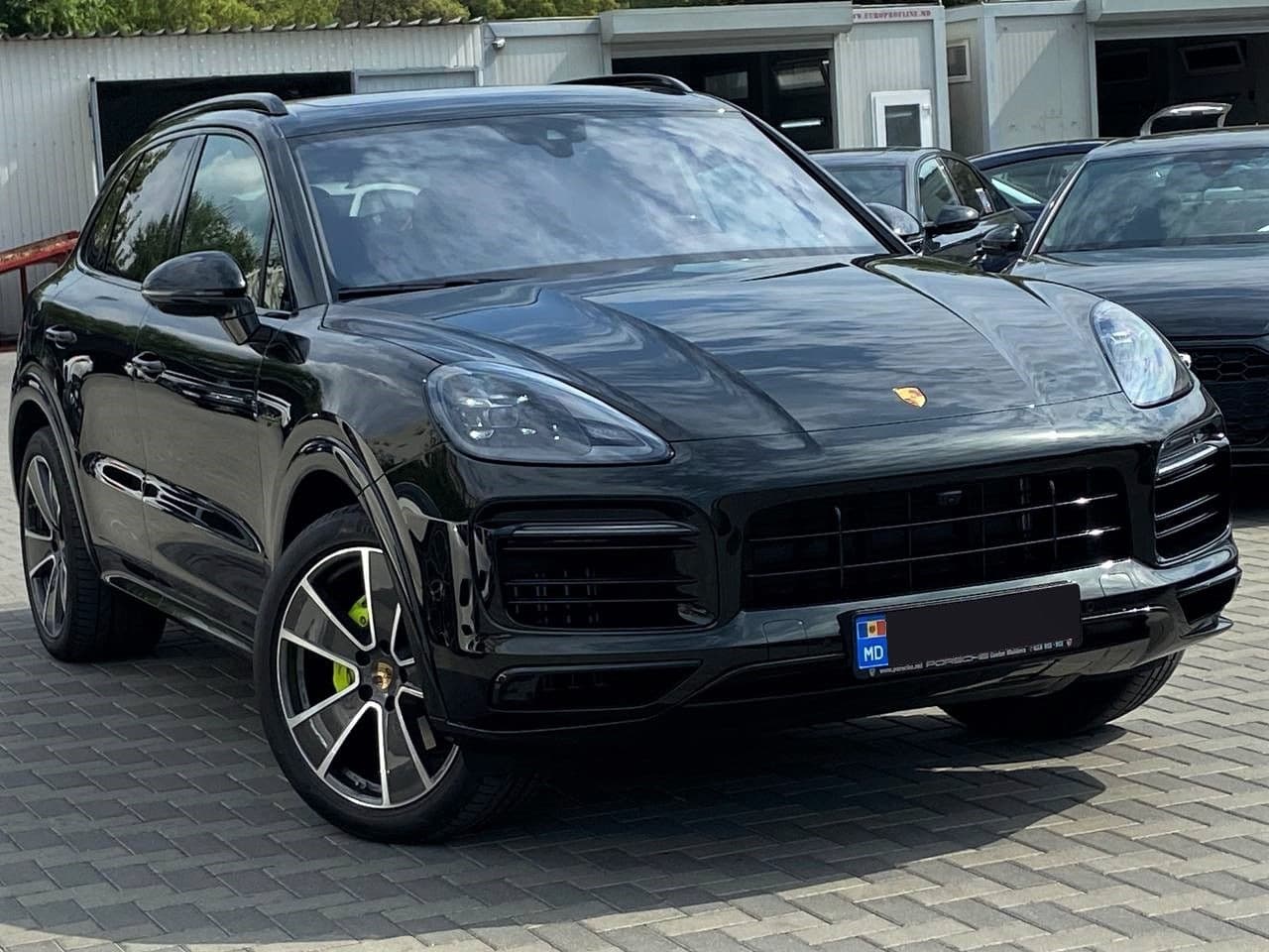 2023 Porsche Cayenne E-Hybrid — Miniatură 3