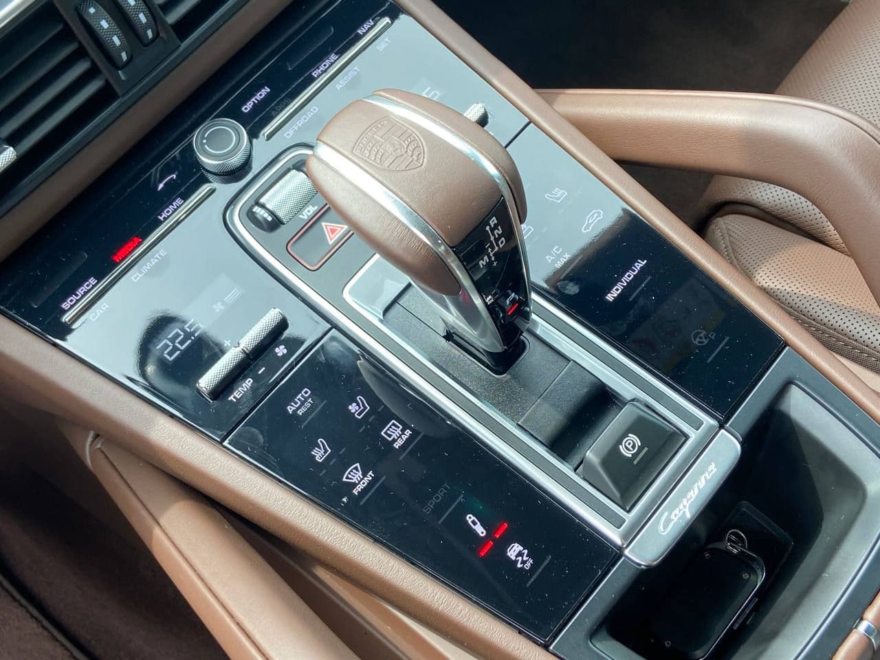 2023 Porsche Cayenne E-Hybrid Coupe — Miniatură 11