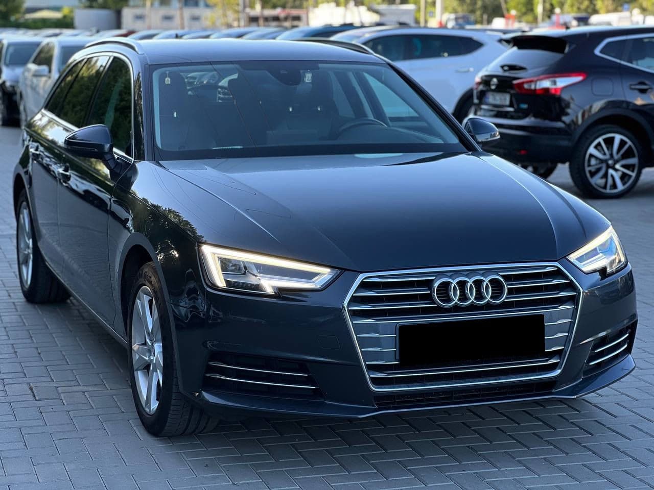 2016 Audi A4 — Miniatură 3