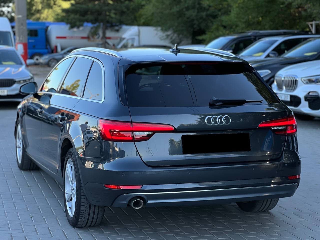 2016 Audi A4 — Miniatură 2